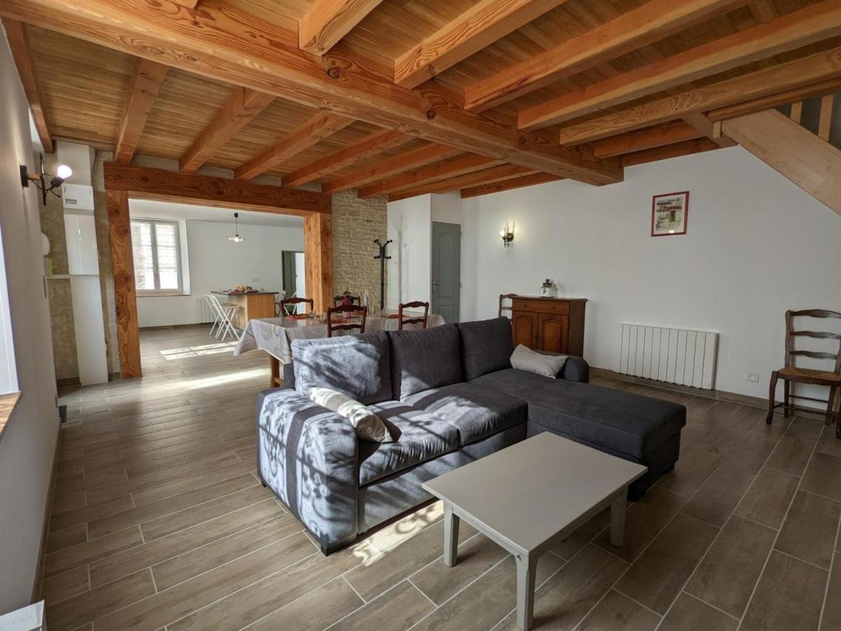 Maison Lumineuse Avec Cour Privative, Proche Sites Culturels, Tout Confort, Equipe Bebe, Wifi Inclus - Fr-1-653-98 Puyreaux 외부 사진
