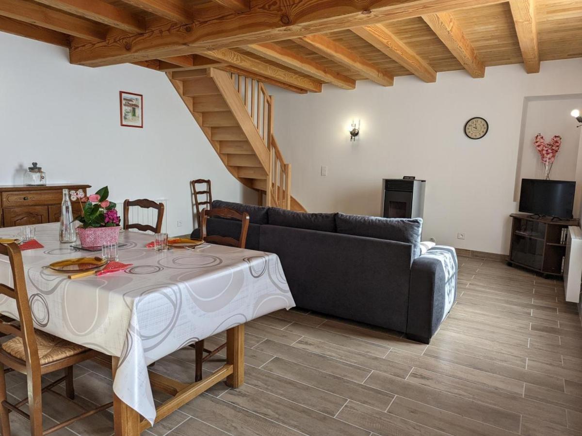Maison Lumineuse Avec Cour Privative, Proche Sites Culturels, Tout Confort, Equipe Bebe, Wifi Inclus - Fr-1-653-98 Puyreaux 외부 사진